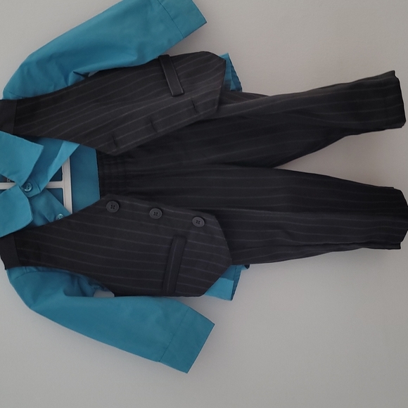 Kids clothes - Picture 3 of 5